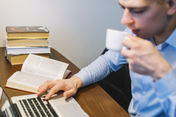 اهمال‌کاری در درس خواندن